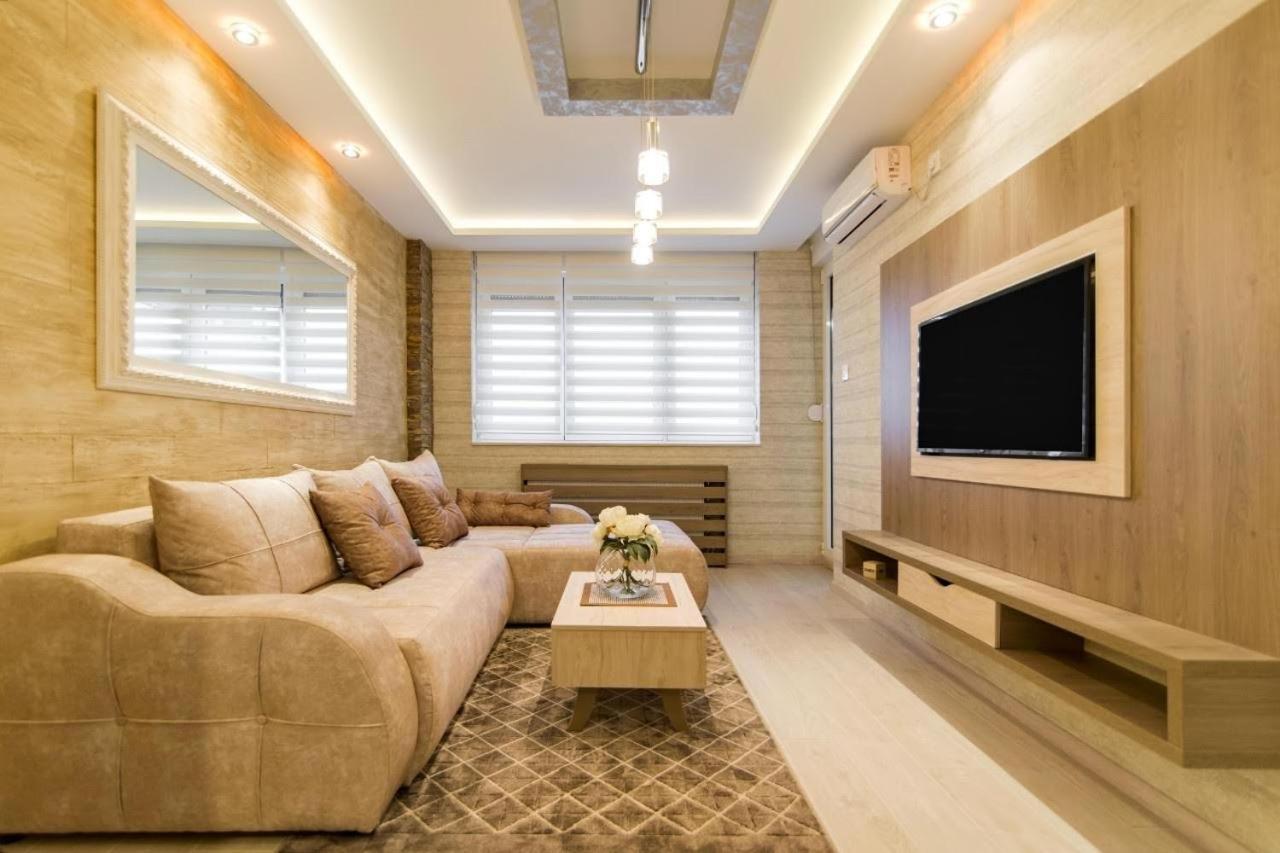 Apartmani Eleganza & La Vista Novi Sad Exterior foto