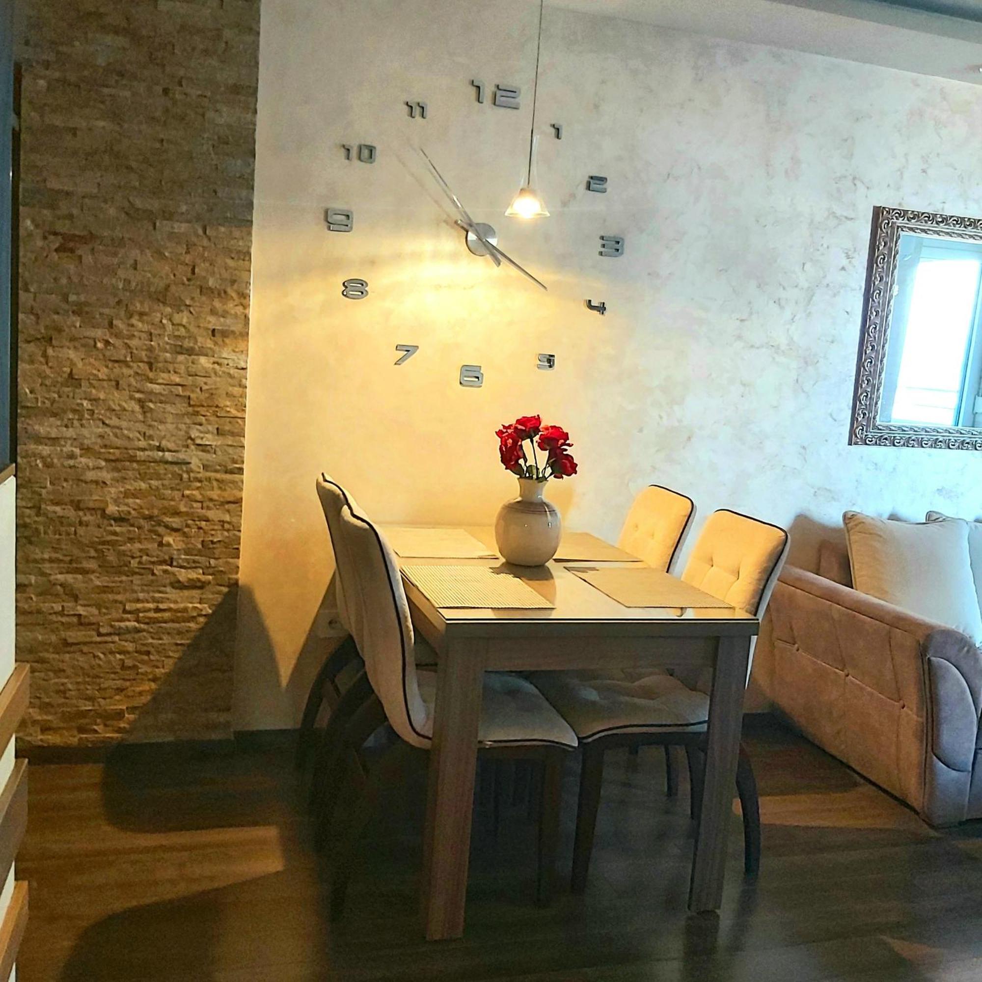 Apartmani Eleganza & La Vista Novi Sad Exterior foto