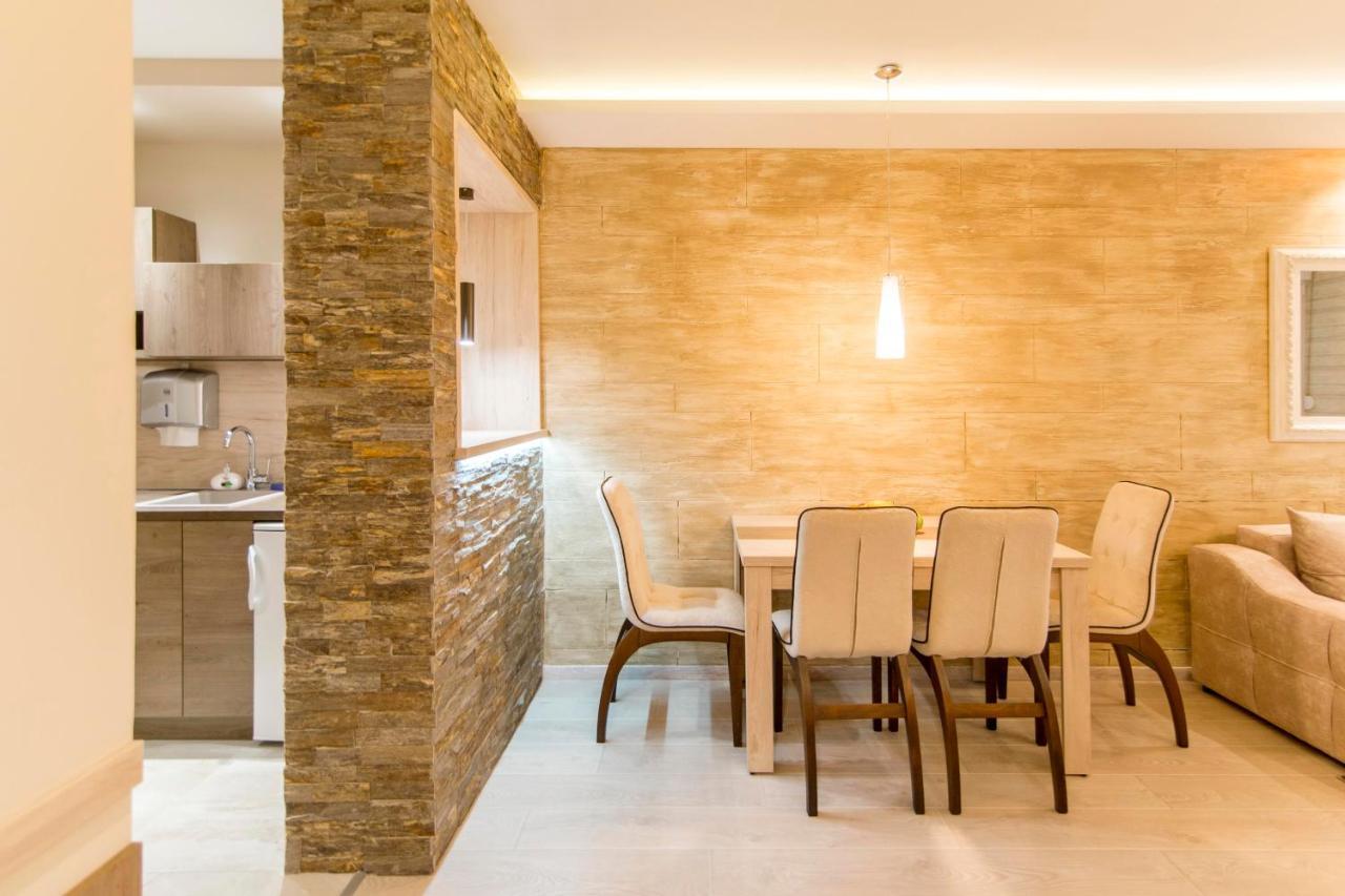 Apartmani Eleganza & La Vista Novi Sad Exterior foto